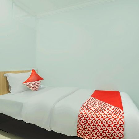 Oyo Living 2195 Al Jazeerah Residence Syariah Bandung Buitenkant foto
